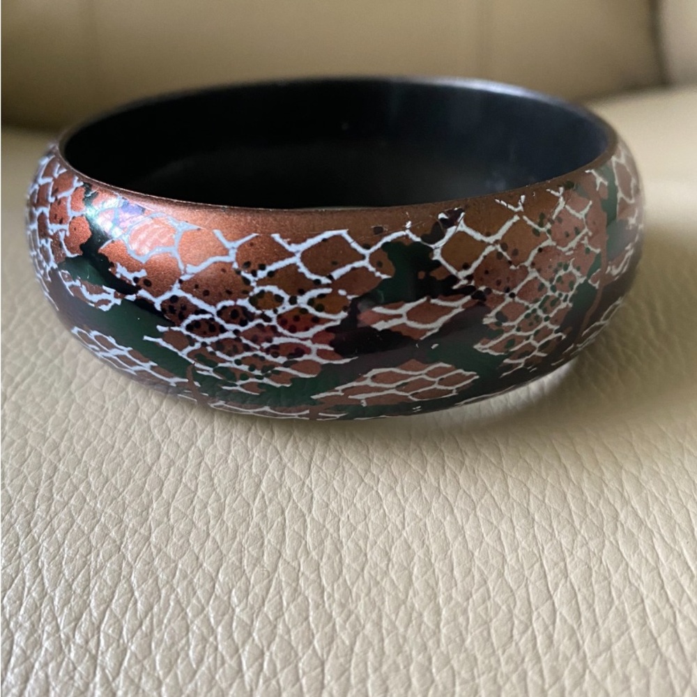 NEW SNAKESKIN PRINT BANGLE BRACELET